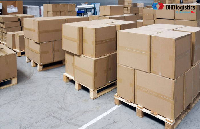 Đóng hàng bằng thùng carton gửi đi mỹ