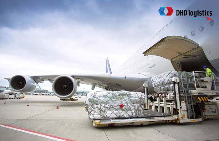 Chuyển phát nhanh các nước đường hàng không