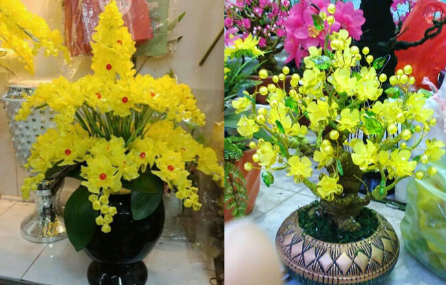 Hoa giả đá được khách hàng mua dịp tết